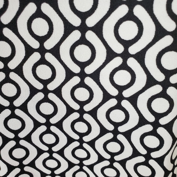 Mario Serrani Sleeveless  Sheath Dress Size Large Black White Geometric - Picture 6 of 11